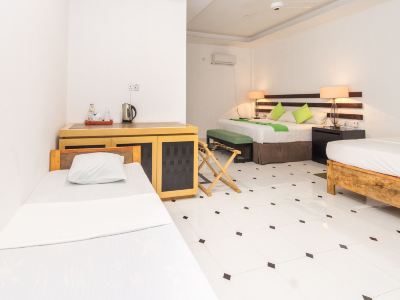 Eighth Wonder Resort