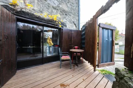 Chambres D’hôtes, Gîte, Suite : “Au Hangar ” Отели в г. Давезьё