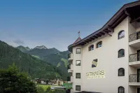 Strass - Sport & Spa Hotel Hotels near Mayrhofen Parish Church