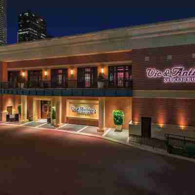 The Westin Houston Downtown Hotel Exterior