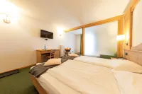 Alpine Mugon Hotel - balcony