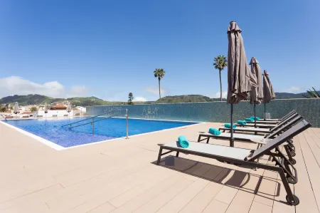 La Laguna Gran Hotel Отели в г. Punta del Hidalgo