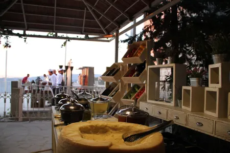 Lemir Faisal Arslan Stay at the Museum Отели в г. Bdadoun