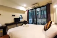 Baan Pordeedin