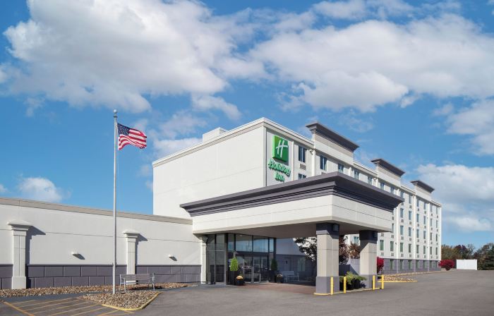 Holiday Inn Weirton - Steubenville Area by IHG