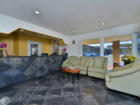 Crown Hotel Hotels in El Centro