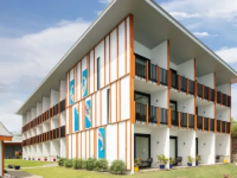 Coral Sea Resort & Casino Hotels in Honiara