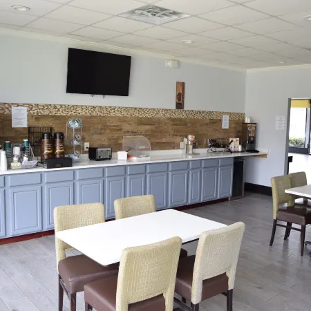 Super 8 by Wyndham Hardeeville