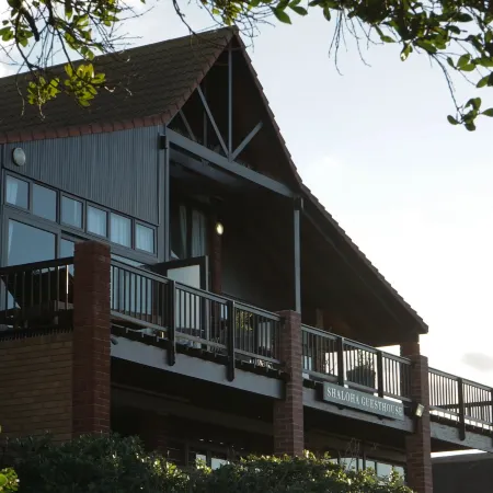 Shaloha Guesthouse on Supertubes