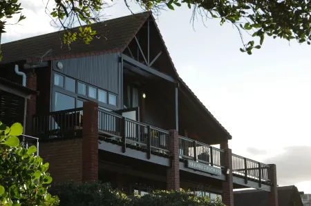 Shaloha Guesthouse on Supertubes