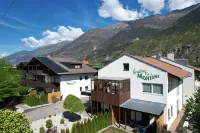 Residence Montani Hotels in Schnals