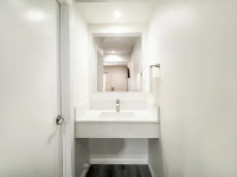 Bell Manor Motel Hotels in Bell