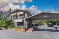 Mariposa Lodge Hotels in Mariposa