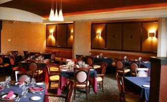 The Bertram Inn & Conf Ctr, Trademark Collection Hotel