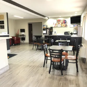Super 8 by Wyndham Natchitoches