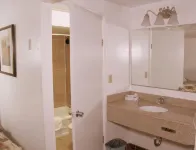 Executive Inn & Suites