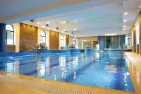 Castlecourt Hotel, Spa & Leisure - Pools