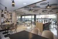 Hotel América Sevilla - Завтрак