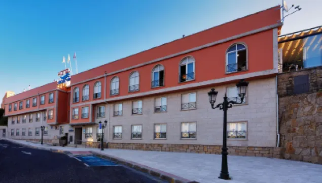 Hotel Apartamentos Dabarca โรงแรมใน