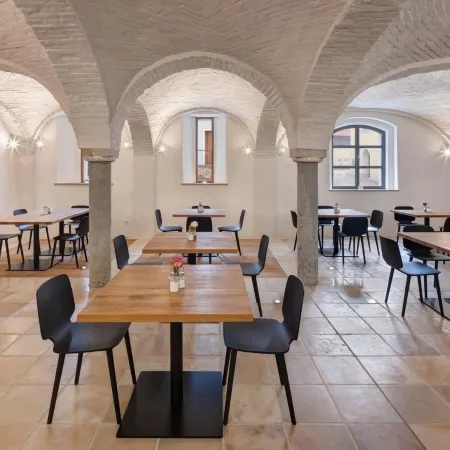 Hotel Röhrl Отели в г. Зинцинг
