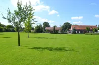 Le Domaine des Cigognes Hotels in Seclin