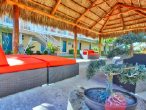 オーシャンズ ビーチ リゾート ポンパノビーチのホテル