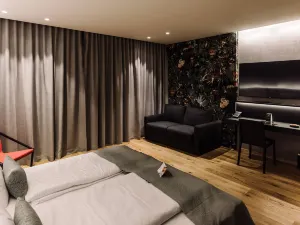 Hotel A Plus