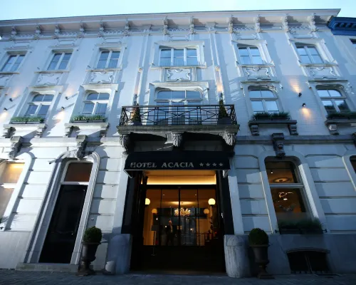 Hotel Acacia Hotels near Stadhuis