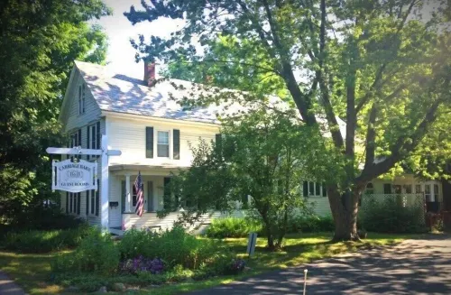 Carriage Barn Inn Các khách sạn ở Keene