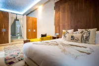 리아드 호우마  호텔