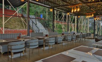 Castle Glamp by Auroras Resorts