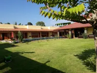 Taratai Villa Hoteller i Nong Prue