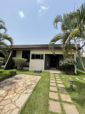 Travellers Palm Court