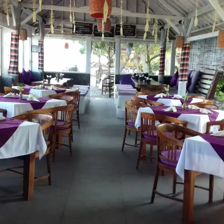 Amarta Beach Cottages Отели рядом с достопримечательностью «Пляж Блю Лагун»
