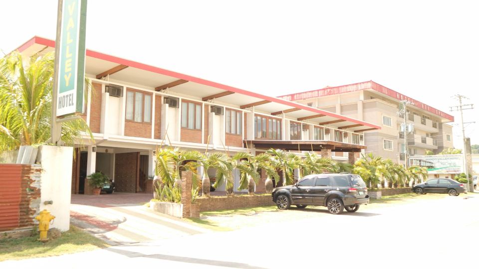 Mango Valley Hotel