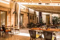 Hotel Central - breakfast
