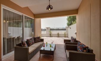 J5 Villas Holiday Homes Barsha Gardens