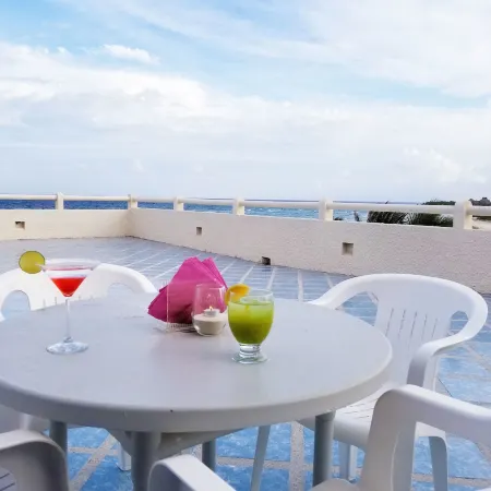 Aquatech Villas DeRosa Resort