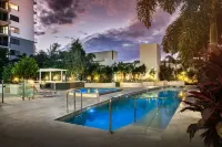 Monaco Apartments Caloundra - Strand