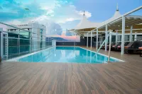 Ubumwe Grande Hotel - สระว่ายน้ำแบบอินฟินิตี้