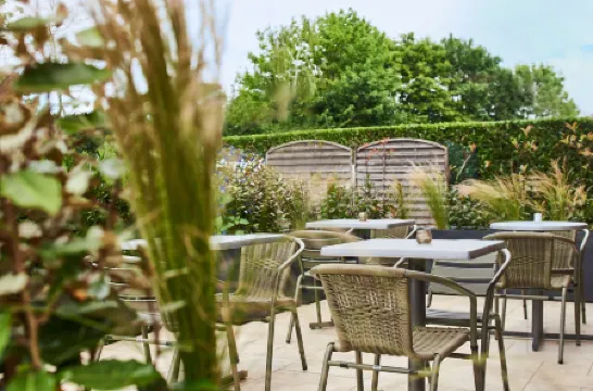 雷祖裏鎮基里亞德酒店