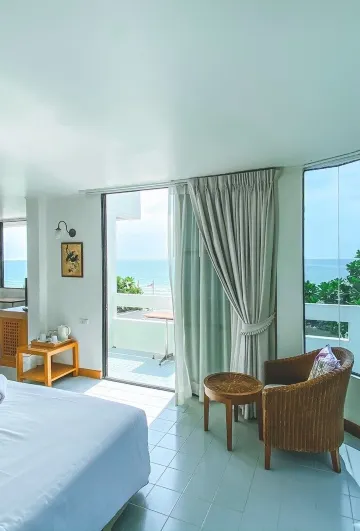 สวีทริมทะเล