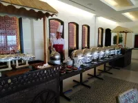 Saray Hotel Отели рядом с достопримечательностью «Радужная улица»