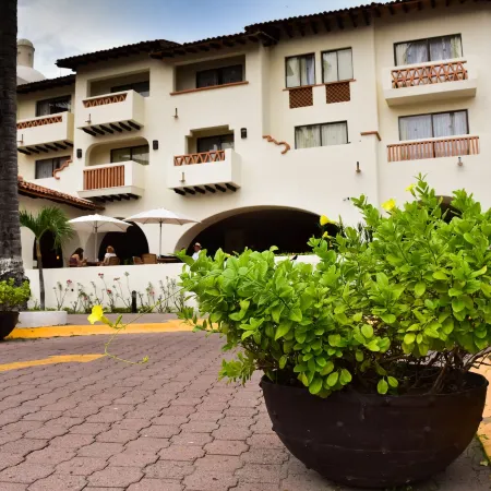 Plaza Pelicanos Grand Beach Resort All Inclusive