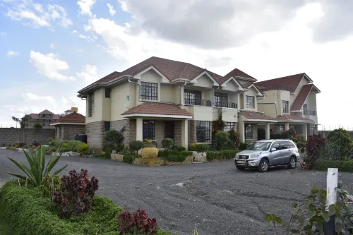 Freshwind Villas Hotels in Pridelands