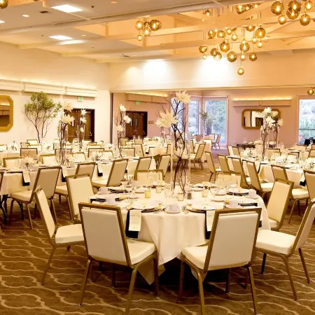 Ashland Hills Hotel & Suites