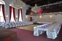 Hotel Magnolia Hotels in Libotenice