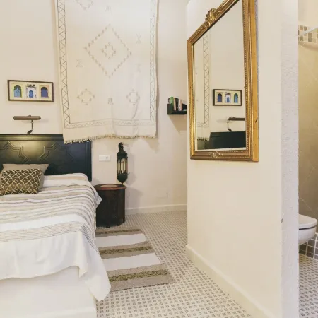El Riad Andaluz Отели рядом с достопримечательностью «Эль Пало»