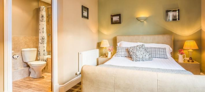 The Lounge Hotel & Bar Hotels in Penrith