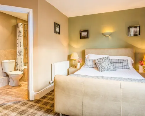 The Lounge Hotel & Bar Hotels in Penrith